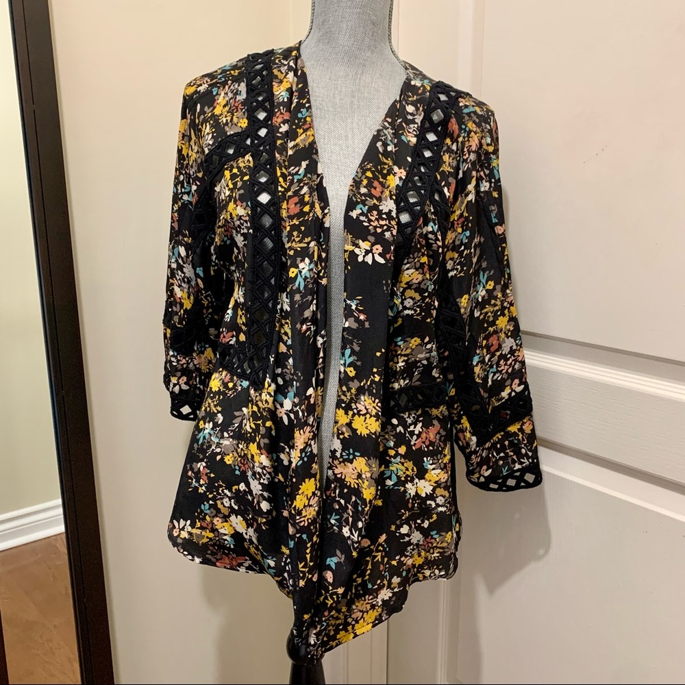 Anthropologie Meadow Rue Cassia 100% silk floral kimono cardigan long line